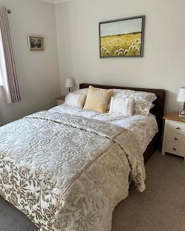 Yeoford Rock Park Farm - Home From Home Accommodation מראה חיצוני תמונה